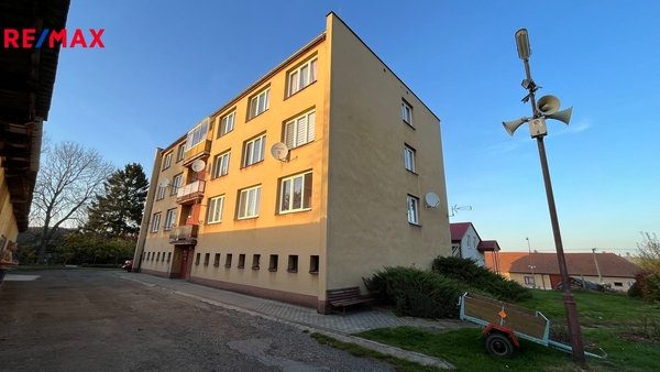Prodej bytu 3+1, 78.79 m2, Košetice