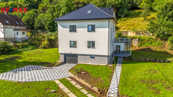 Prodej rodinného domu, 330 m2, Ústí nad Labem