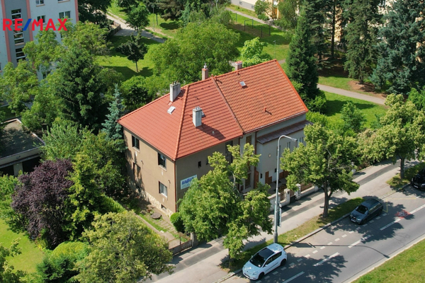 Prodej vícegeneračního domu, 250 m2, Praha