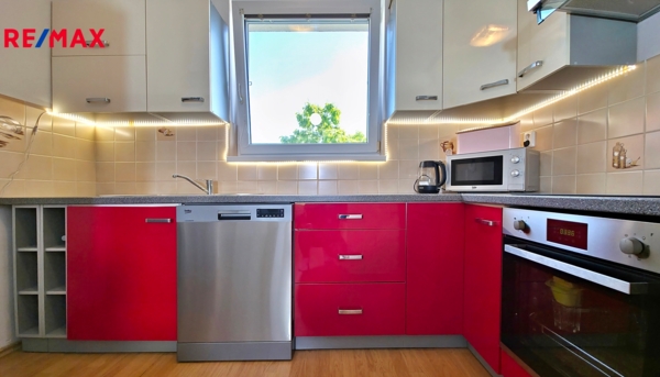 Prodej bytu 2+kk, 50 m2, Nová Ves