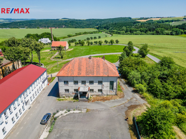 Prodej zemědělské usedlosti, 308 m2, Kladruby