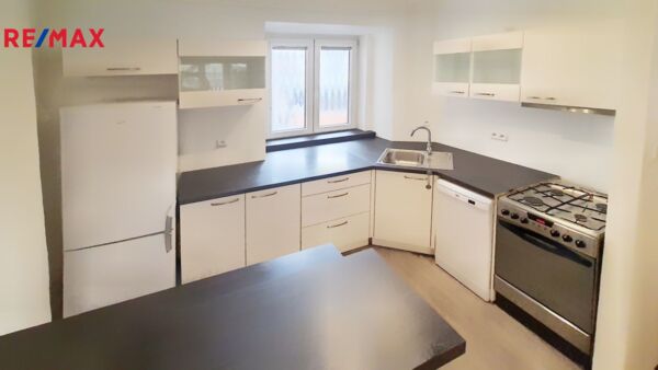 Pronájem bytu 2+kk, 43 m2, Brno