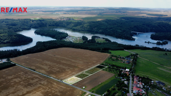 Prodej pozemku pro bydlení, 907 m2, Hartvíkovice