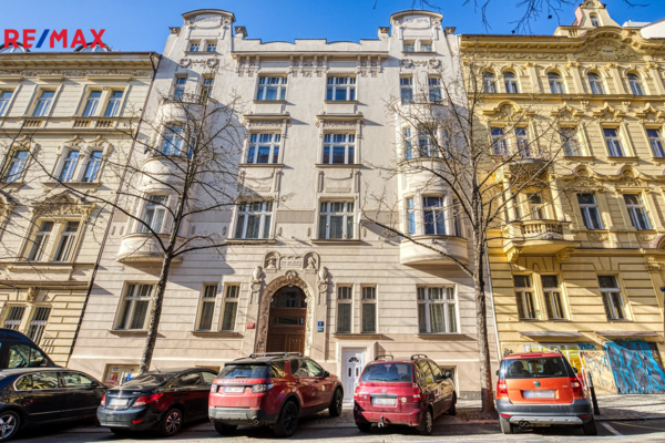 Prodej obchodního prostoru, 86 m2, Praha