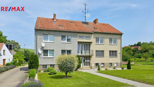 Prodej bytu 3+1, 83 m2, Klobouky u Brna