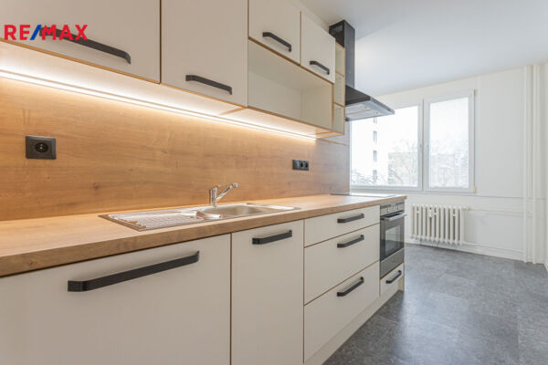 Pronájem bytu 2+1, 65 m2, Louny
