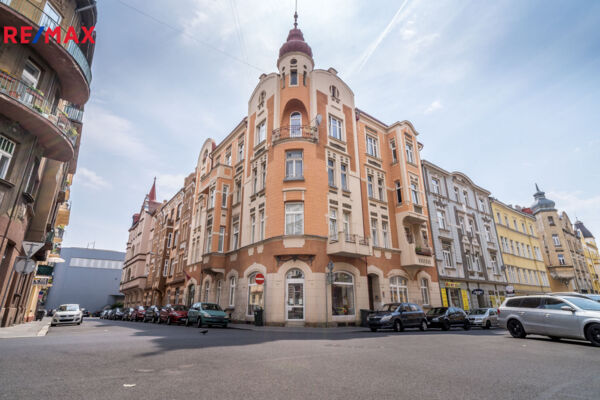 Prodej bytu 2+1, 54 m2, Děčín
