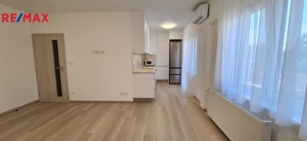 Pronájem bytu 2+kk, 47 m2, Bučovice