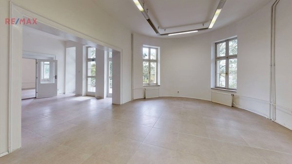 Prodej administrativní budovy , 1414 m2, Ústí nad Labem
