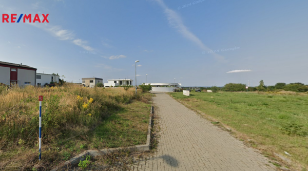 REMAX Delux
