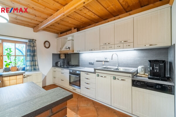 Prodej rodinného domu, 304 m2, Klatovy