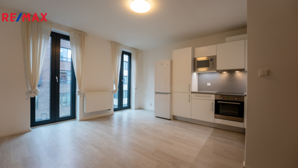Pronájem bytu 2+kk, 42 m2, Brno