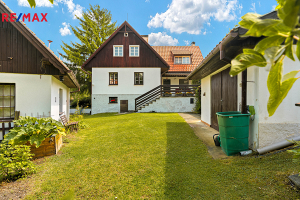 Prodej chalupy, 180 m2, Hostín