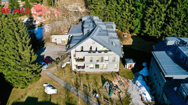2715197.jpg
