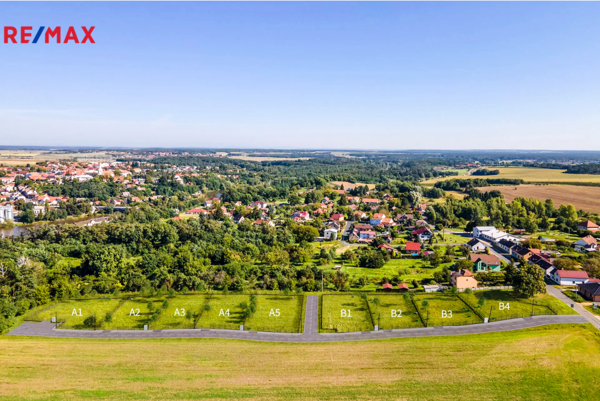 Prodej pozemku pro bydlení, 911 m2, Týnec nad Labem