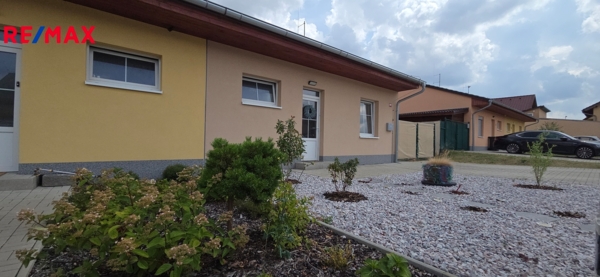 Pronájem rodinného domu, 80 m2, Postřižín