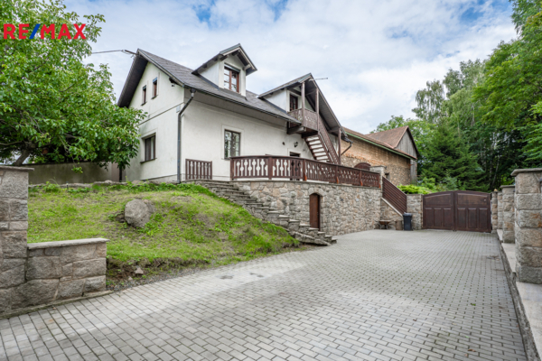 Prodej rodinného domu, 100 m2, Bartoušov