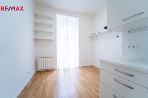 Prodej jiného, 12.41 m2, Praha