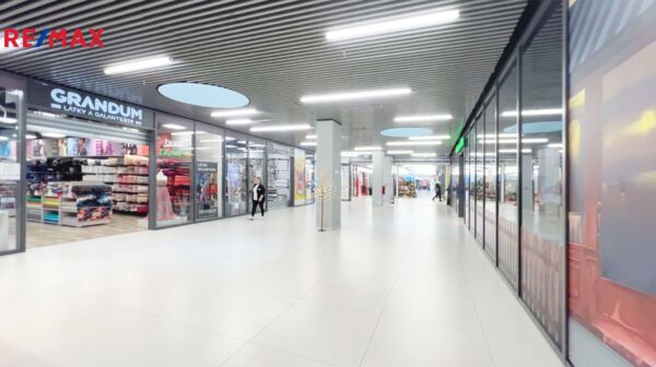 Pronájem obchodního prostoru, 57 m2, Praha