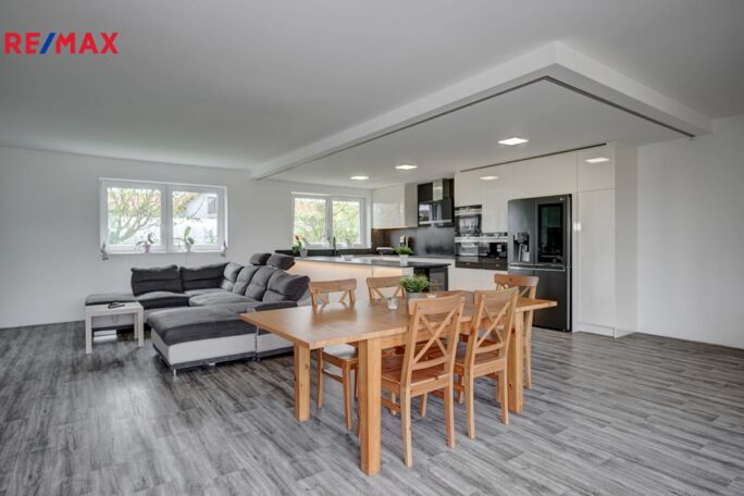 Prodej rodinného domu, 181 m2, Mnetěš - obrázek 31