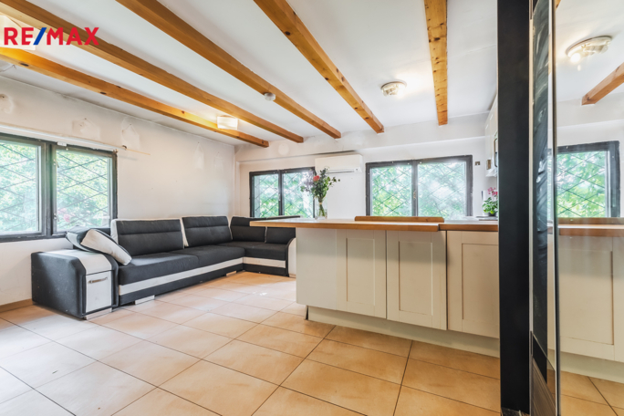 2830759.jpg 2830759.jpg