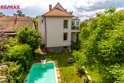 2817558.jpg 2817558.jpg