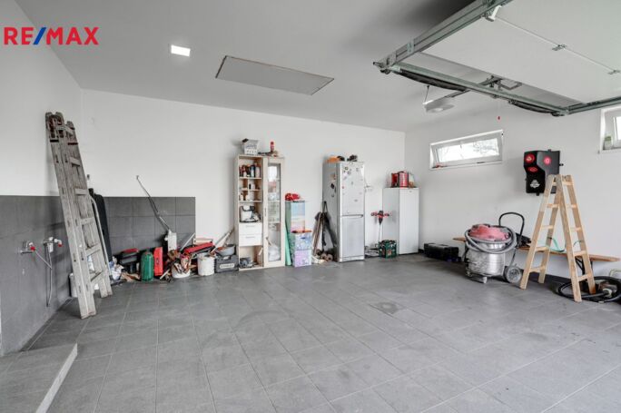 Prodej rodinného domu, 181 m2, Mnetěš - obrázek 36