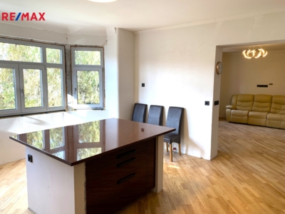 3030153.jpg 3030153.jpg