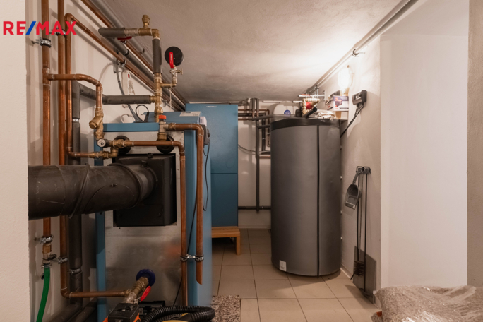 2756374.jpg 2756374.jpg