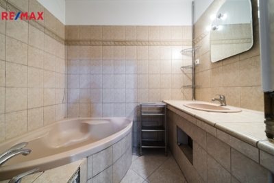 3130531.jpeg 3130531.jpeg