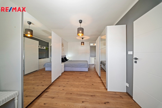 3069431.jpg 3069431.jpg