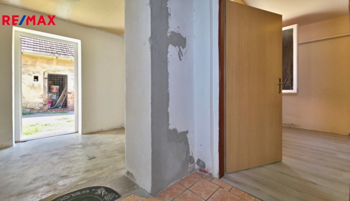 2942148.jpg 2942148.jpg