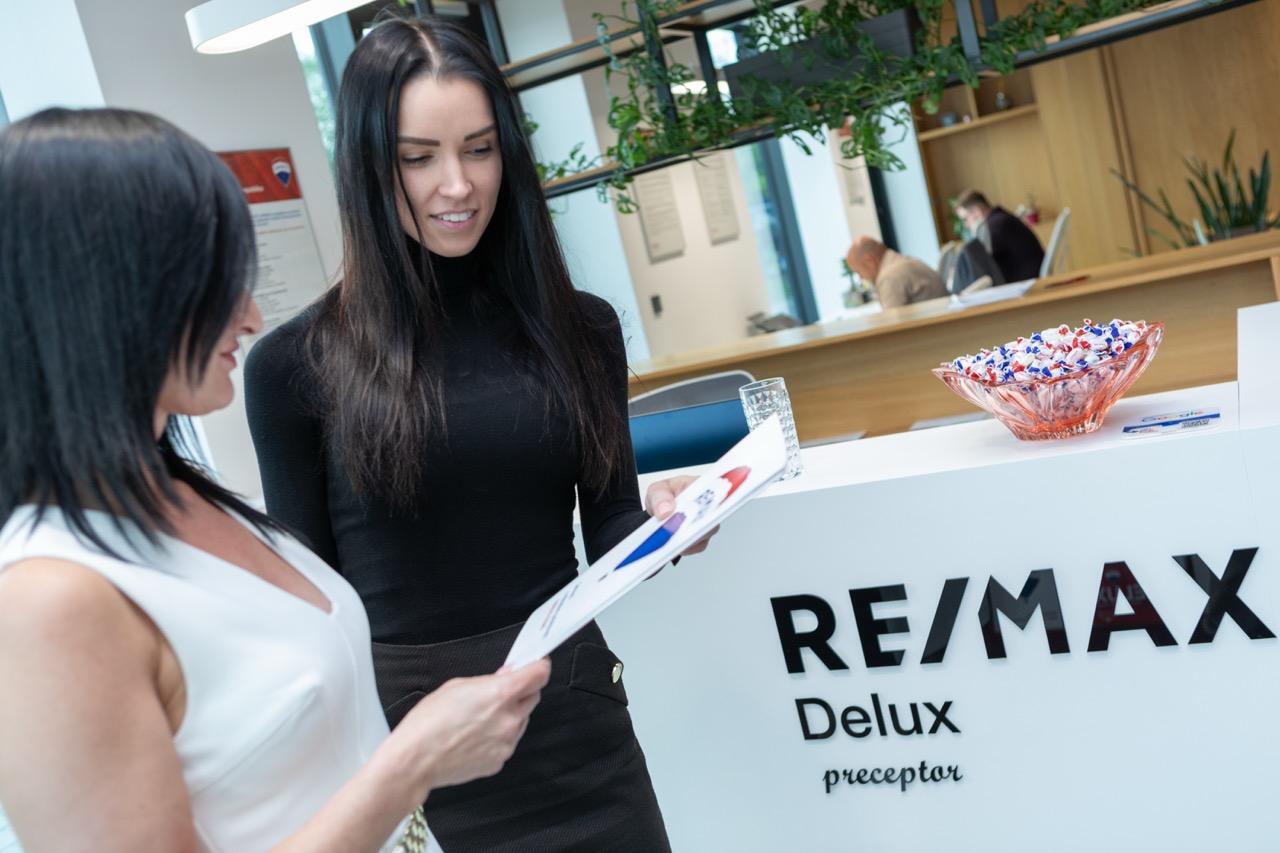 Realitní makléřky brněnské kanceláře Delux