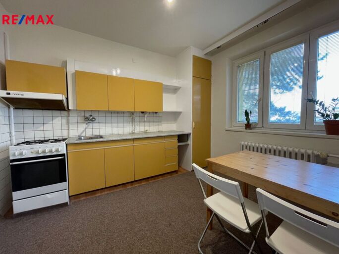 Pronájem bytu 2+kk, 40 m2, Břeclav