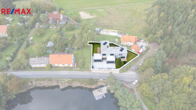 2845786.jpg 2845786.jpg