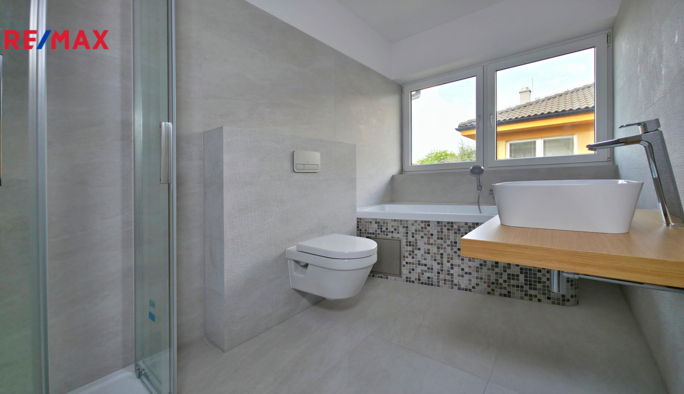 2786310.jpg 2786310.jpg