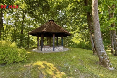 2957975.jpg 2957975.jpg