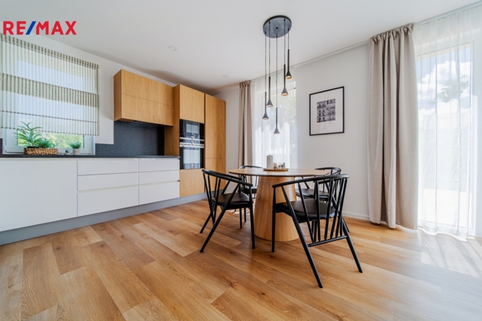 Prodej rodinného domu, 151 m2, Lysice - obrázek 15