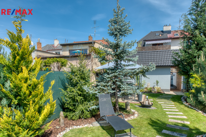 2813570.jpg 2813570.jpg