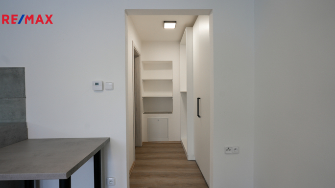 Pronájem bytu 1+kk, 22 m2, Hrotovice - obrázek 5