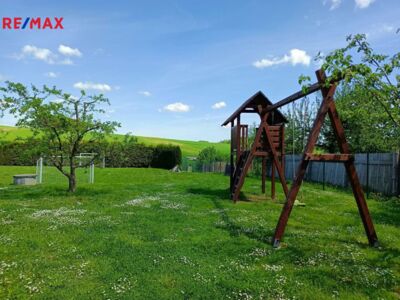 3080266.jpeg 3080266.jpeg