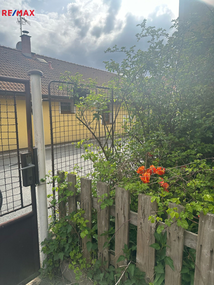 2763665.jpg 2763665.jpg