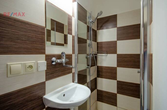 Prodej komerčního objektu, 444 m2, Brno - obrázek 20