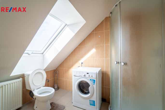 3068216.jpg 3068216.jpg