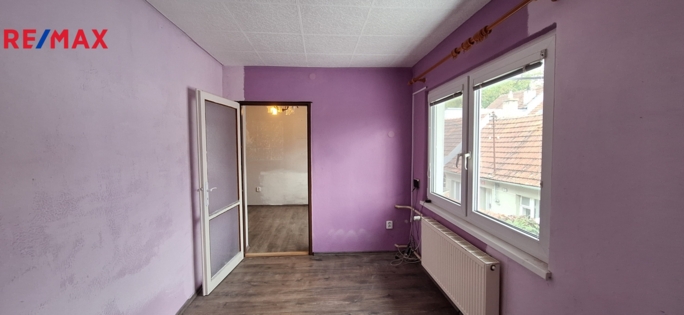 3035345.jpg 3035345.jpg