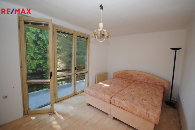 3057853.jpg 3057853.jpg