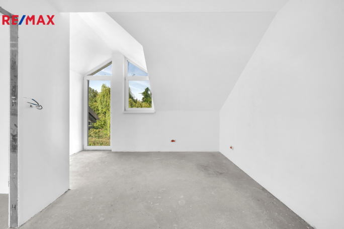 2958697.jpg 2958697.jpg