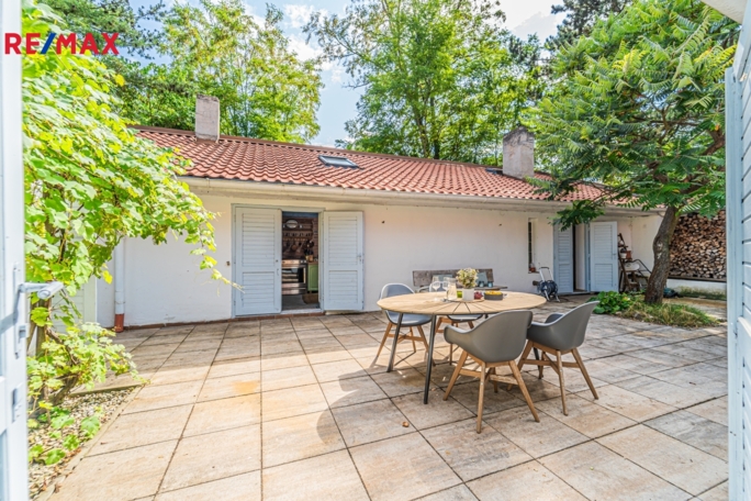 2952290.jpg 2952290.jpg