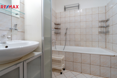 3078875.jpg 3078875.jpg