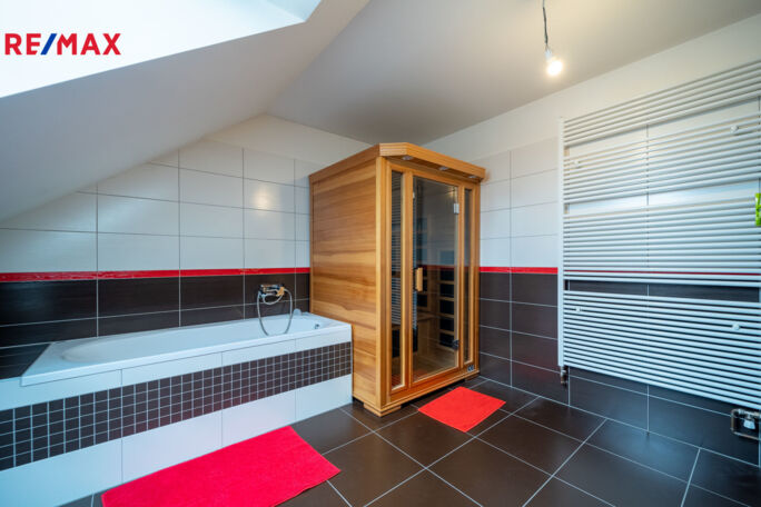 Prodej rodinného domu, 180 m2, Rousínov - obrázek 25